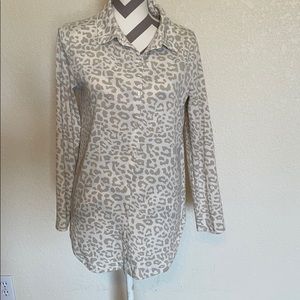 Women’s LulaRoe Valentina blouse